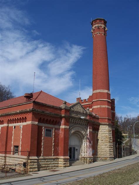 Cincinnati waterworks - Dans le cadre de l’initiative Cummins Water Works (CWW), un projet en collaboration avec l’Association Micorriza, qui travaille à la préservation du patrimoine …